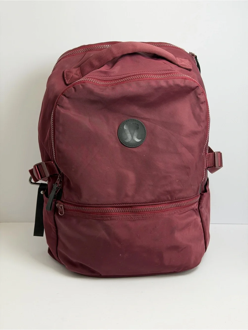 iso: lululemon new crew backpack red merlot New Crew Backpack 22L *Updated | Men main image 4